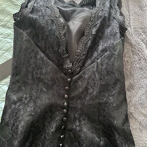 Elegant Black Lace Prom Dress